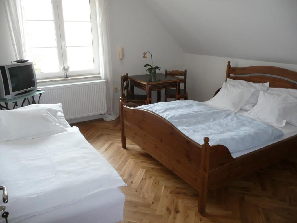 Penzion Venkoff Sázava Esterno foto
